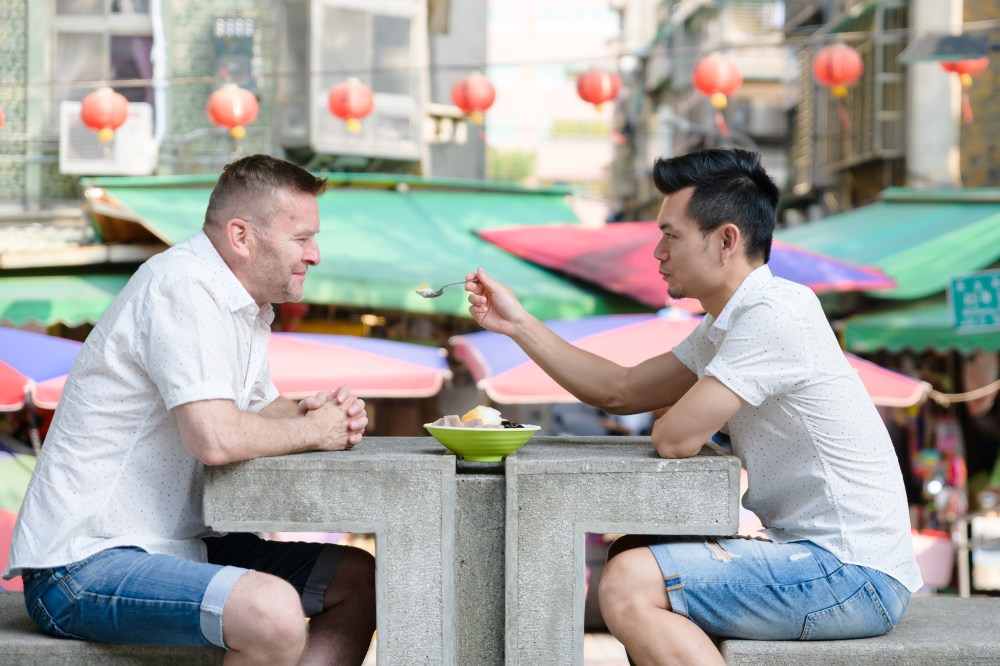 同志婚紗/海蛙攝影/austin/hiwow.studio/婚姻平權/自助婚紗/情侶寫真/澳洲/凡登西服/台北花博公園