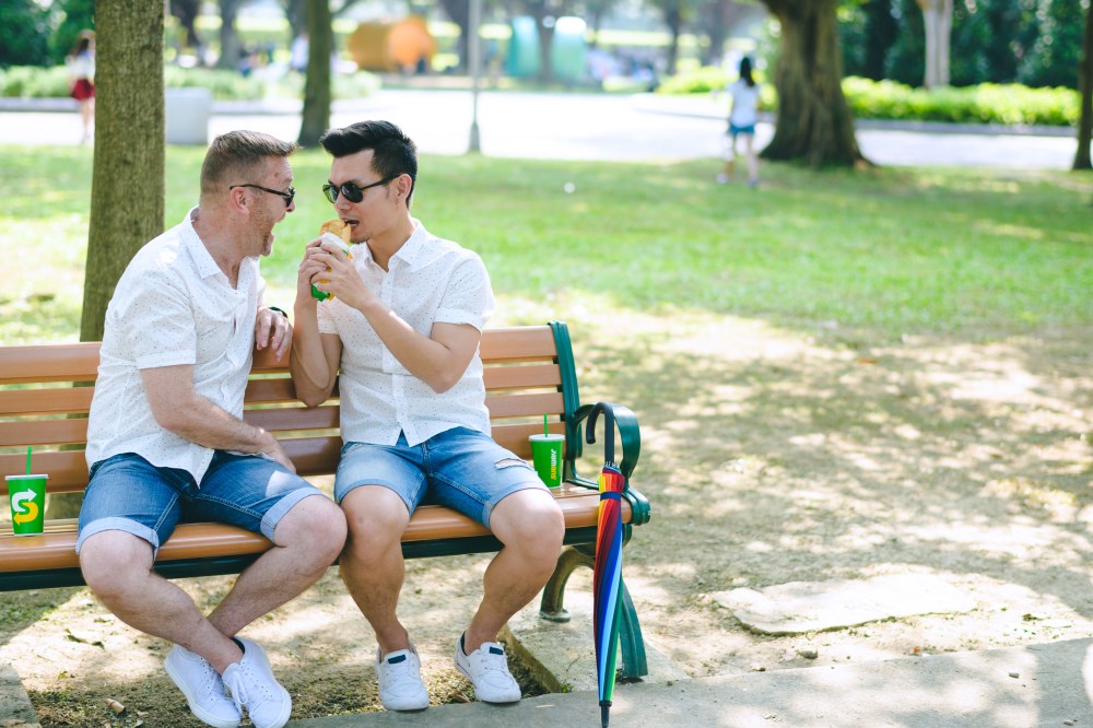 同志婚紗/海蛙攝影/austin/hiwow.studio/婚姻平權/自助婚紗/情侶寫真/澳洲/凡登西服/台北花博公園