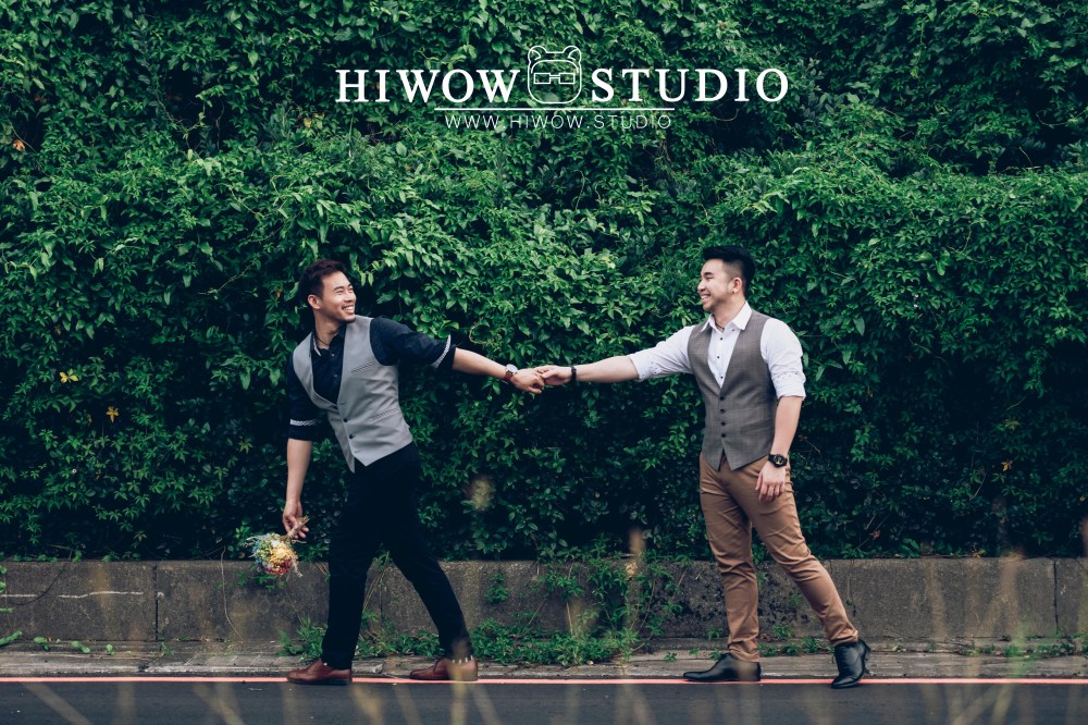 同志婚紗/海蛙攝影/austin/hiwow.studio/婚姻平權/自助婚紗/情侶寫真/語不驚人毛不休/東潮時裝西服/好拍市集