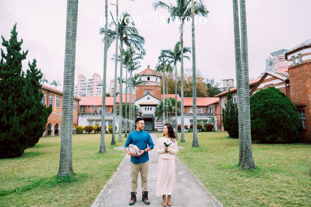 HIWOW 海蛙 海蛙攝影 自助婚紗 淡水 輕婚紗　情侶寫真　橄欖球