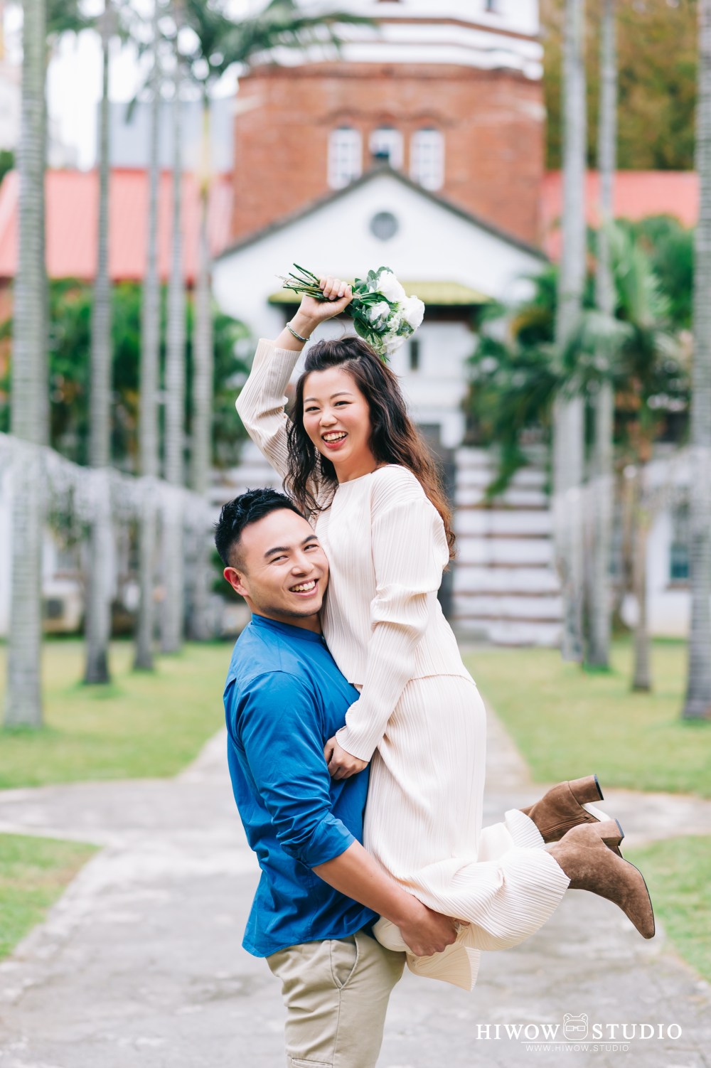 HIWOW 海蛙 海蛙攝影 自助婚紗 淡水 輕婚紗　情侶寫真　橄欖球