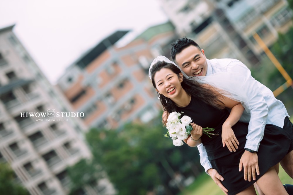 HIWOW 海蛙 海蛙攝影 自助婚紗 淡水 輕婚紗　情侶寫真　橄欖球