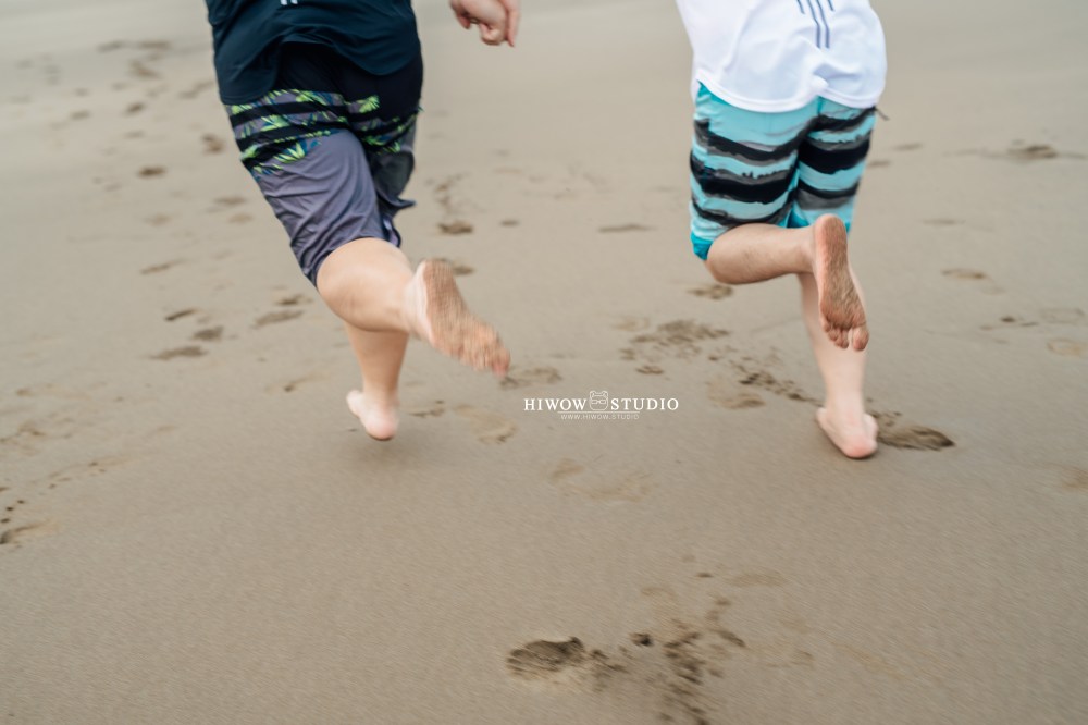 同志婚紗 海蛙攝影 hiwow.studio 情侶寫真 生活風 日常 海邊 淡水16