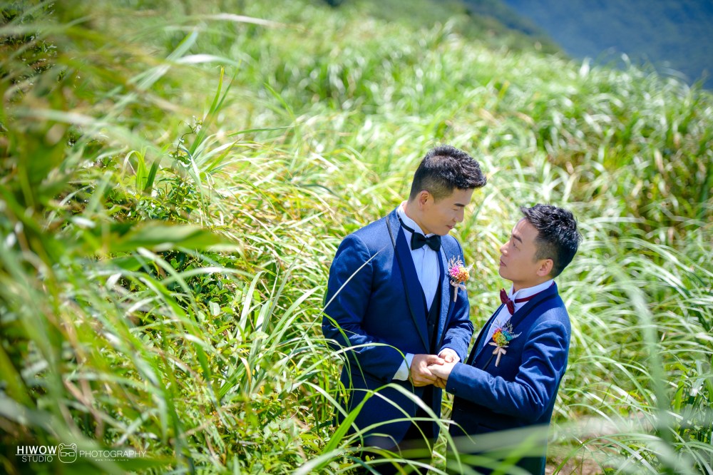 同志婚紗/海蛙攝影/austin/hiwow.studio/婚姻平權/男男婚紗/自助婚紗/健身夫夫/情侶寫真/同性婚紗/凡登男士西服/不驗亭