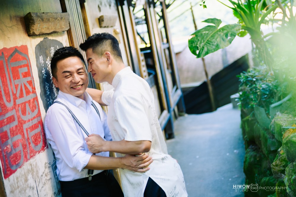 同志婚紗/海蛙攝影/austin/hiwow.studio/婚姻平權/男男婚紗/自助婚紗/健身夫夫/情侶寫真/同性婚紗/凡登男士西服/九份